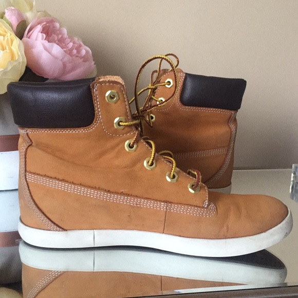 TIMBERLAND Cognac Lace Up Boots - Picture 4 of 14